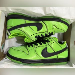 NIB THE POWERPUFF GIRLS X DUNK LOW PRO SB QS 'BUTTERCUP' WOMENS 10